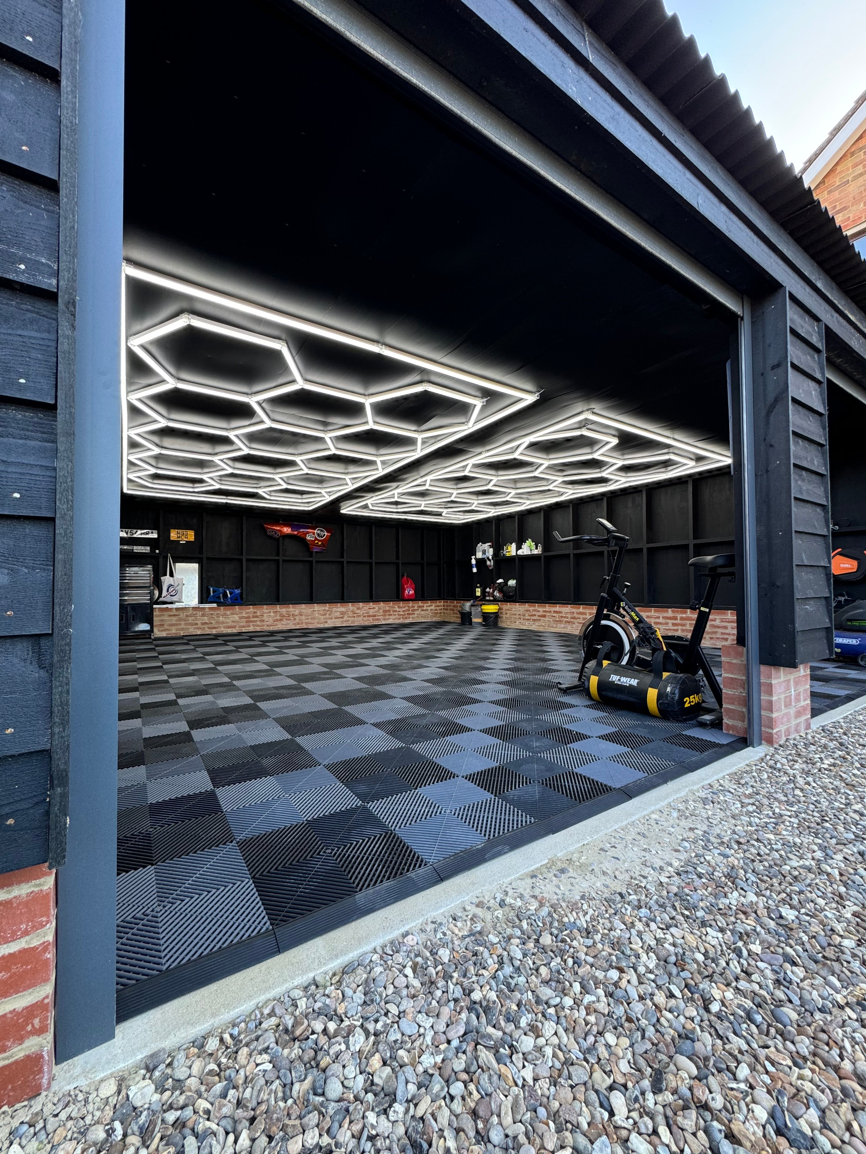 14 Hex Grid With Border